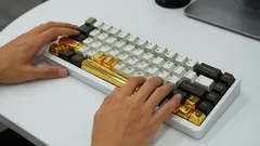 Så belönar företaget sina bästa medarbetare – priset på det här tangentbordet kommer att överraska dig